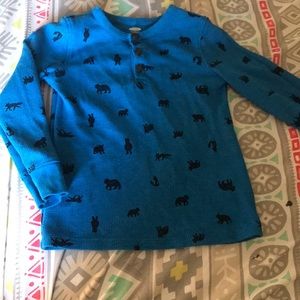 Long sleeved tee with animal print